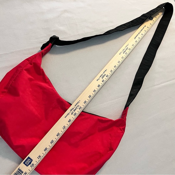 Baggu Crescent Crossbody Lightweight  Nylon Bag Medium - Picture 12 of 12